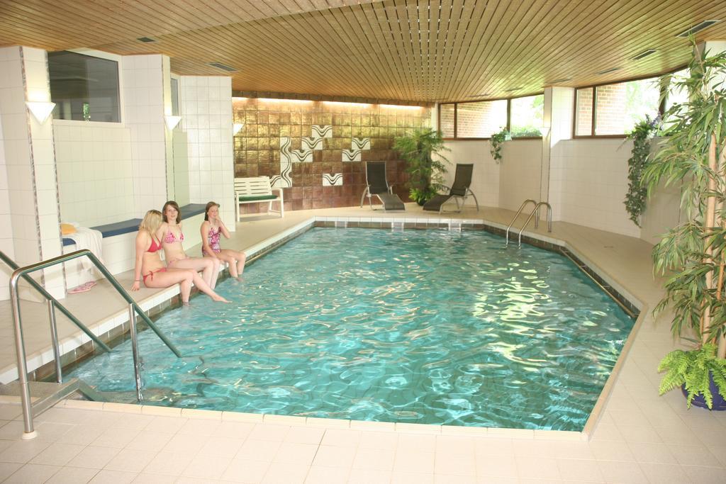 Hotel Haus Deutsch Krone บาดเอสเซน ภายนอก รูปภาพ